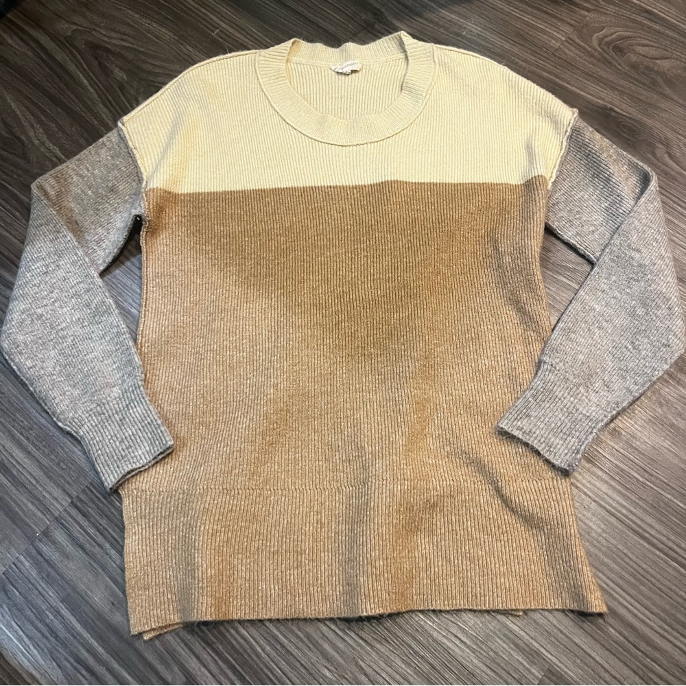 Mystree Cream and Tan Knit Sweater